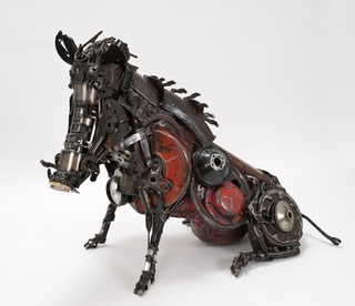 Illustration for article titled These Sculptures Turn Car Parts Into An Entire Animal Kingdom